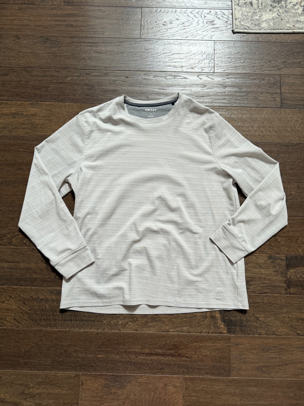 DKNY Light Heather Gray Long Sleeve Crewneck Tee